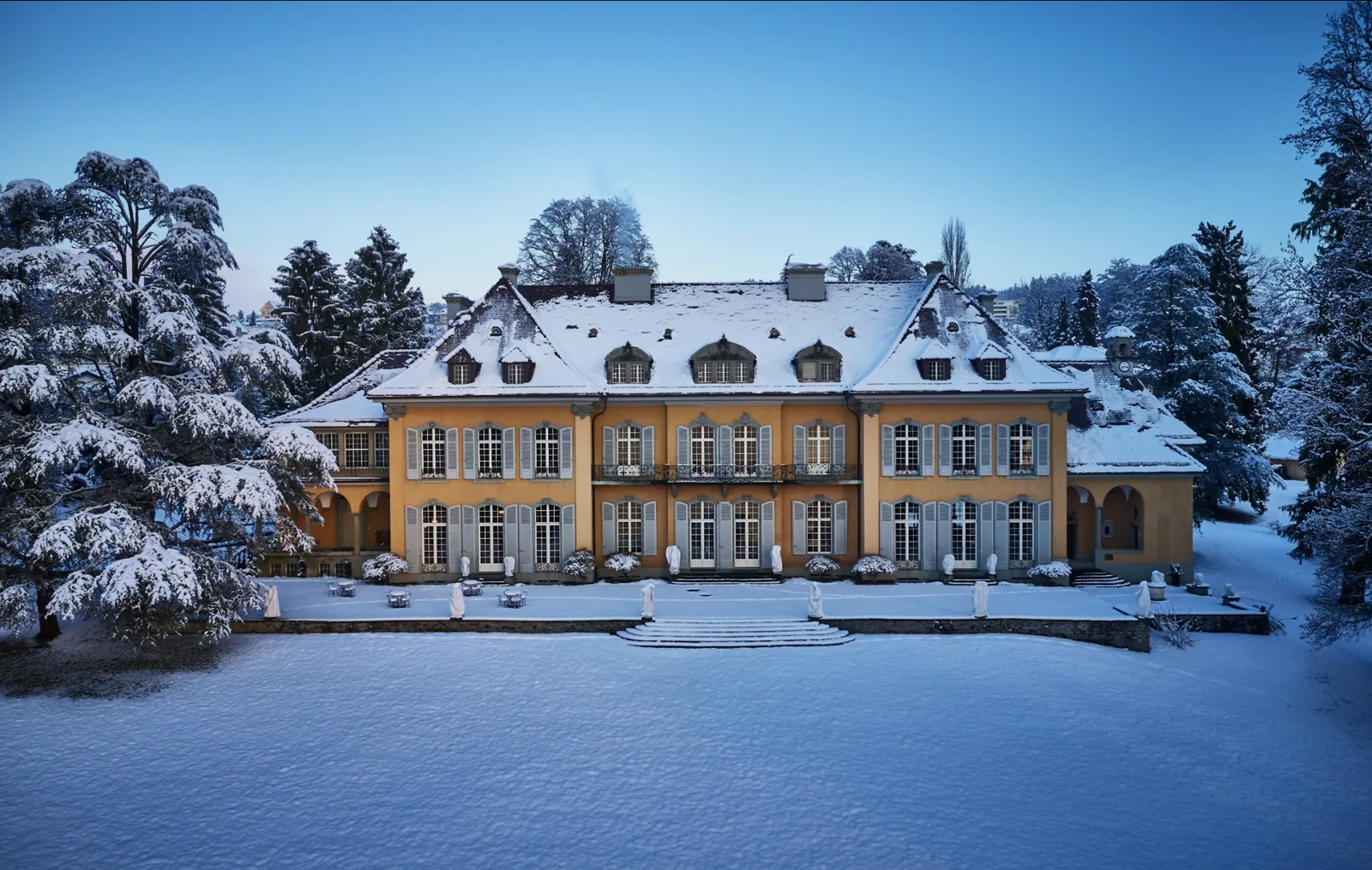 St. Charles Hall in Meggen in winter